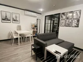 1 Habitación Departamento en alquiler en Supalai Place, Khlong Tan Nuea