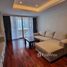 3 спален Кондо в аренду в Newton Tower, Khlong Toei