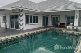 4 habitaciones Villa en venta en en Prachuap Khiri Khan, Tailandia 