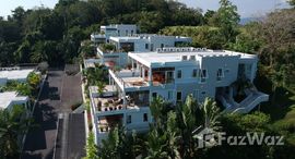 Viviendas disponibles en East Coast Ocean Villas