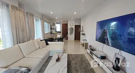 ยูนิตที่เหลืออยู่ในโครงการ ไดมอนด์ สวีท รีสอร์ท คอนโดมิเนียม