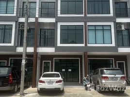 4 Schlafzimmer Reihenhaus zu verkaufen in Prawet, Bangkok, Dokmai, Prawet