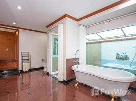 6 спален Дом на продажу в Laddarom Elegance Payap, Nong Pa Khrang, Mueang Chiang Mai, Чианг Маи