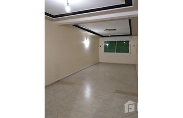 Appartement au centre in Na Kenitra Maamoura, Gharb Chrarda Beni Hssen