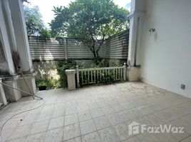 3 спален Таунхаус for sale in Пляж Джомтьен Южный, Nong Prue, Na Chom Thian