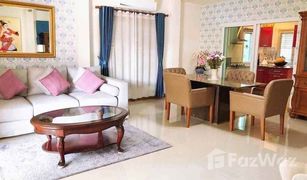 4 Bedrooms House for sale in Ban Waen, Chiang Mai Kad Farang Village