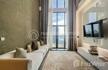 FULLY FURNISHED TWO BEDROOM DUPLEX STYLE FOR SALE in Chrouy Changvar, 프놈펜