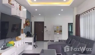3 Bedrooms House for sale in Mae Ku, Tak 