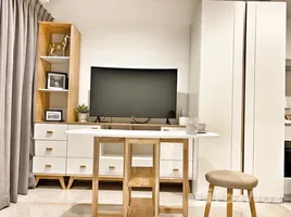 Studio Condo for rent at Life One Wireless, Lumphini, Pathum Wan