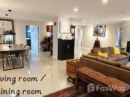 3 Bedroom Apartment for sale at Beverly Tower Condo, Khlong Toei Nuea, Watthana