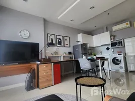 1 chambre Appartement à louer à , Bang Na