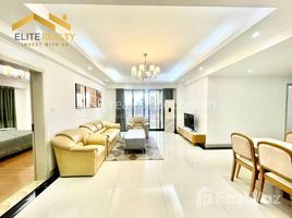 3Bedrooms Service Apartment In BKK1 で賃貸用の 2 ベッドルーム アパート, Boeng Keng Kang Ti Muoy