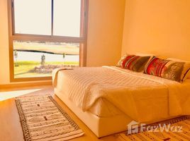 Квартира, 2 спальни в аренду в Na Menara Gueliz, Marrakech Tensift Al Haouz appartement neuf, moderne à louer meublé, de 3 pièces, avec belle terrasse vue sur le lac, situé au golf prestigia