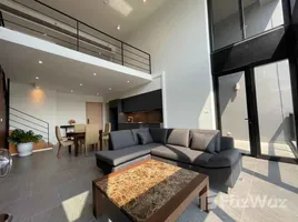 2 chambre Condominium à louer à , Si Lom