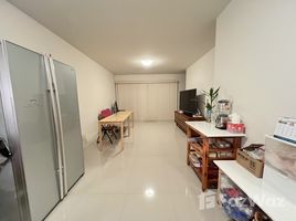 3 Bedroom Townhouse for sale at Town Avenue Rama 2 Phutthabucha Soi 9, Bang Mot