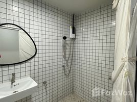 4 спален Дом for rent in Банг Пхлат, Бангкок, Bang Ao, Банг Пхлат