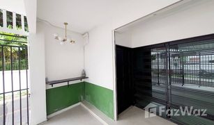 4 Bedrooms House for sale in Phra Khanong, Bangkok 