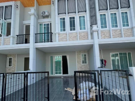 4 Bedroom Villa for rent at Golden Town Wanghin-Taeng On, Surasak, Si Racha, Chon Buri, Thailand