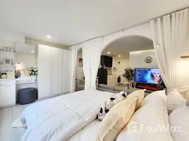 1 Schlafzimmer Wohnung zu verkaufen im Lanna Nakorn Condotown, Pa Tan