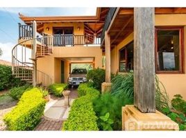 2 Habitaciones Casa en venta en , Alajuela Mountain House For Sale in Alajuela, Alajuela, Alajuela