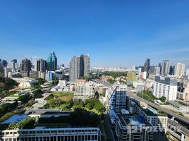 2 Bedroom Condo for sale at Noble Ploenchit, Lumphini, Pathum Wan