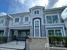 บ้านเดี่ยว 4 ห้องนอน ให้เช่า ในโครงการ โกลเด้น นีโอ สุขุมวิท ลาซาล, สำโรงเหนือ