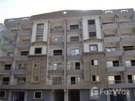 3 Bedroom Apartment for sale at Golden Gates, Al Hadaba Al Wosta