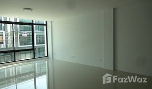 2 Bedrooms Townhouse for sale in Nong Chom, Chiang Mai Fifth Avenue Meechoke