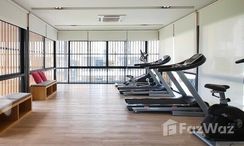 Fotos 3 of the Fitnessstudio at Sho Phatthanakan 32