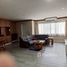 2 спален Кондо в аренду в 49 Suite, Khlong Tan Nuea