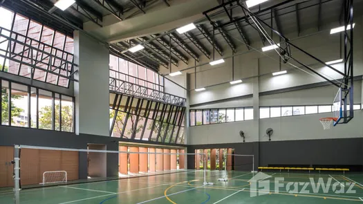写真 1 of the Basketball Court at M Jatujak