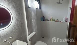 2 Bedrooms House for sale in Nikhom Krasiao, Suphan Buri 
