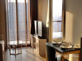 1 Bedroom Condo for rent at Oka Haus, Khlong Tan