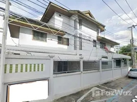 วิลล่า 3 ห้องนอน ให้เช่า ในทำเล สามเสนนอก, กรุงเทพมหานคร, สามเสนนอก, ห้วยขวาง, กรุงเทพมหานคร