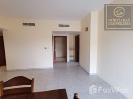 2 спален Квартира на продажу в Golf Apartments, Al Hamra Village