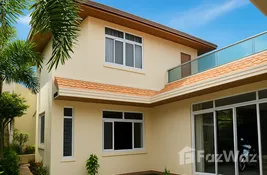 4-комн. Вилла на продажу в , Пхукет, Таиланд