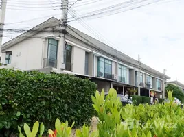 3 Bedroom Townhouse for sale at Pruksa Ville 65 Srisaman, Ban Mai