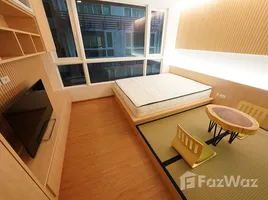 Studio Apartment for rent at 15 Sukhumvit Residences, Khlong Toei Nuea