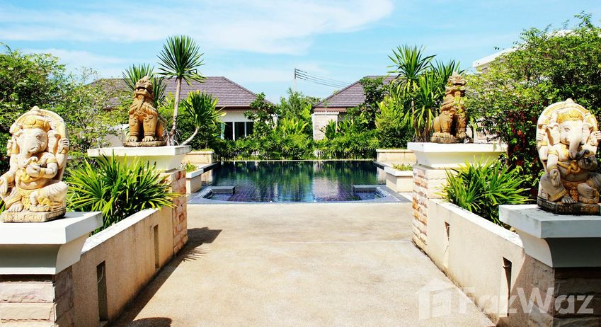 Фото 1 of the Communal Pool at Layan Tara