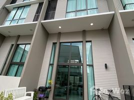 3 Bedroom Townhouse for rent at Patio Rama 9 - Pattanakarn, Suan Luang