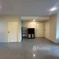 3 Bedroom Condo for rent at Diamond Tower, Si Lom