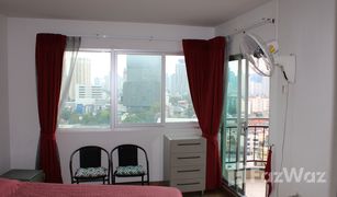 Кондо, 2 спальни на продажу в Bang Kapi, Бангкок Supalai Park Ekkamai-Thonglor