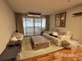 ขายคอนโด 2 ห้องนอน ในโครงการ อาคารเลอพรีมิเออร์ 2, คลองตันเหนือ