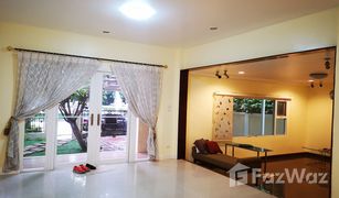 3 Schlafzimmern Haus zu verkaufen in Hua Mak, Bangkok Krong Thong Villa Park Rama 9-Srinakarin