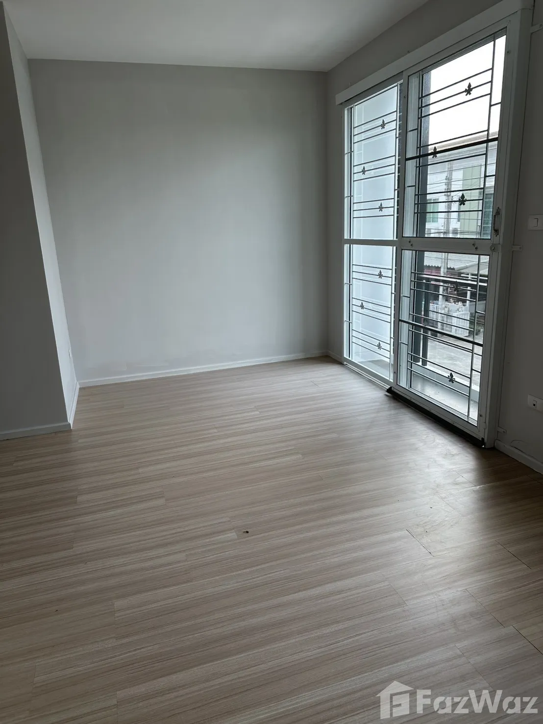 For rent 3 ベッドルーム townhouse in Prawet, Bangkok