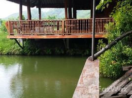2 Bedrooms House for sale in Samoeng Tai, Chiang Mai House on the Big Plot for Sale in Samoeng Tai