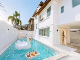 ขายวิลล่า 4 ห้องนอน ในโครงการ ชาโตเดล เรสซิเดนซ์ , เมืองพัทยา