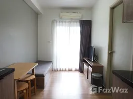 1 chambre Condominium à louer à , Lat Yao