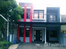 4 Kamar Tidur Rumah dijual di Cimanggis, West Jawa 4-Bedroom Modern House in Permata Puri