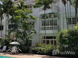 3 Schlafzimmer Haus zu vermieten im Prompak Gardens, Khlong Tan Nuea